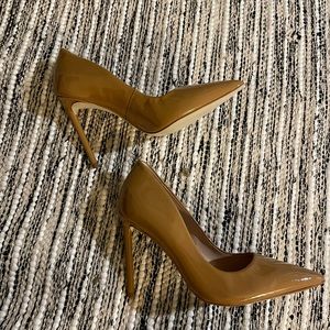 Steve Madden Vala Pump in Camel